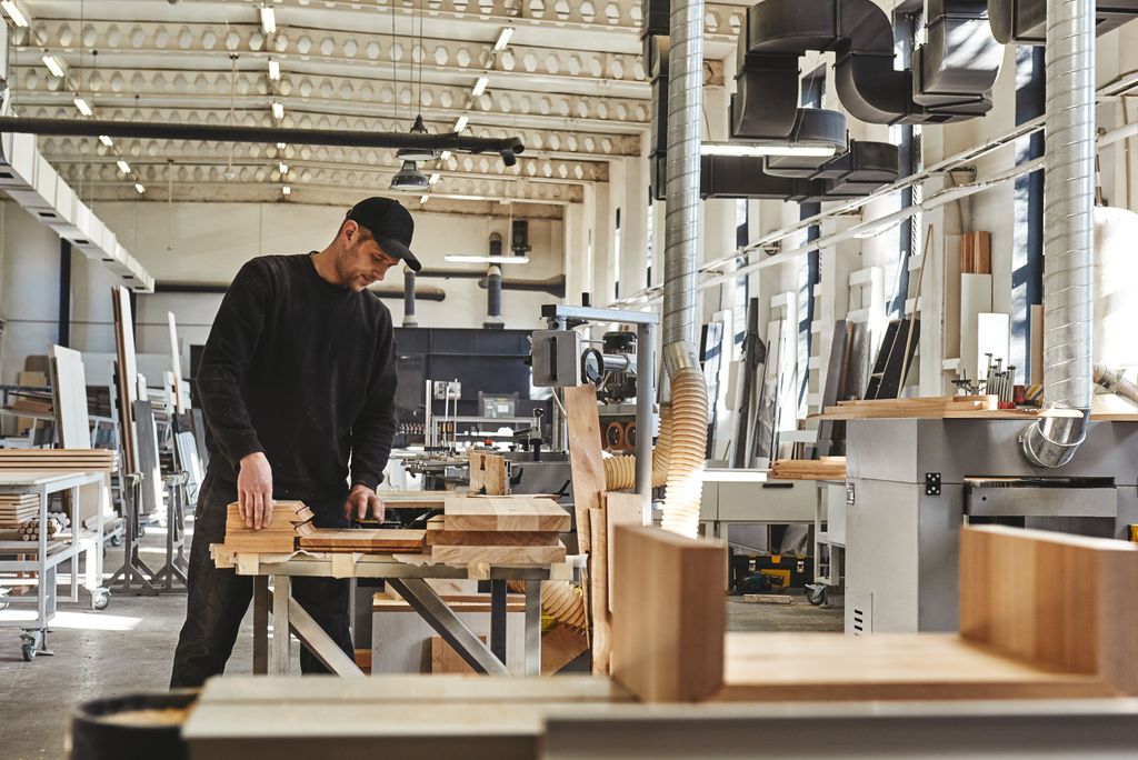 Établi atelier, poste de travail industriel